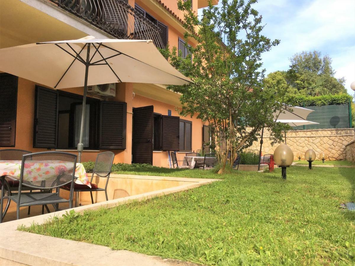 Apartment Oriana Rovinj Exterior foto